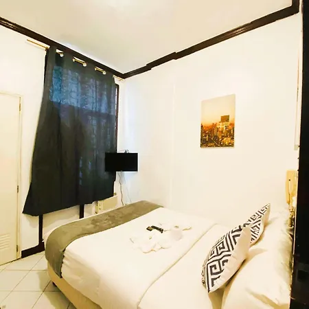 Makati Avenue Suites